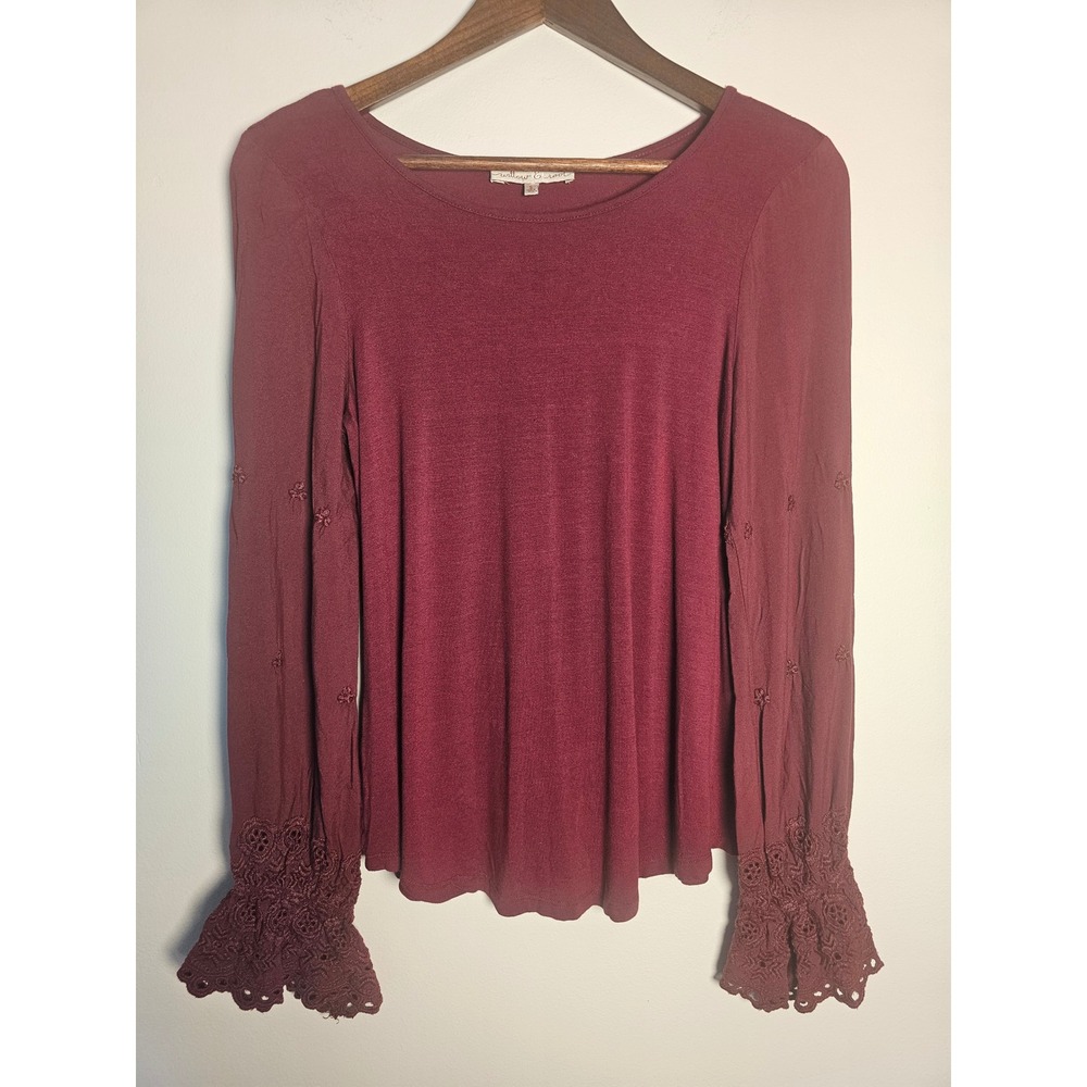 Boho Willow & Root Embroidered Bell Sleeve Top Womens Small Burgundy Lace Detail